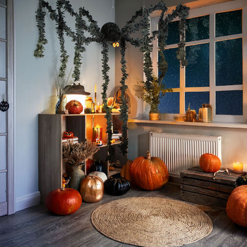 56582 • Halloween-i dekoráció - fekete pók - papír - 75 x 13 cm